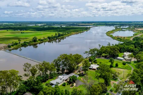 Property photo of 31 Bocks Road Branyan QLD 4670