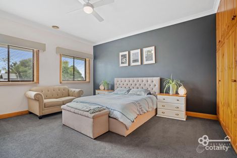 Property photo of 2 Hammer Court Mount Gambier SA 5290