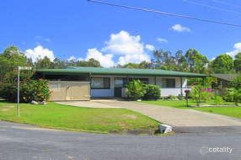 1 Pine Cres, Sandy Beach, NSW 2456