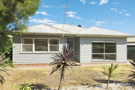 Property photo of 19 Cochrane Court Invermay Park VIC 3350
