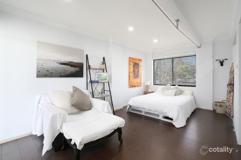 Property photo of 11 Windsor Road Berkeley Vale NSW 2261