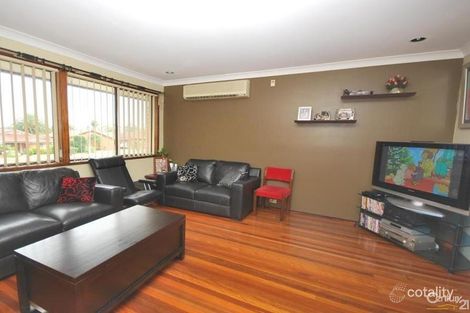Property photo of 9 Gove Avenue Green Valley NSW 2168