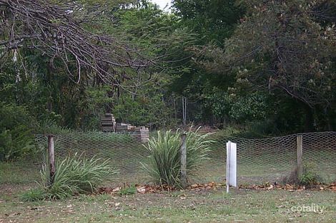 69 Casuarina St, Holloways Beach, QLD 4878