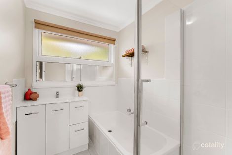 Property photo of 6 Coustley Close Wallan VIC 3756