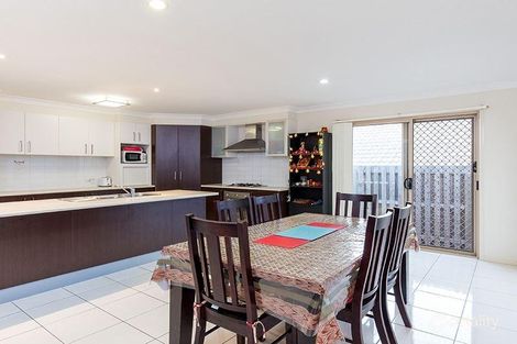 Property photo of 10 Gippsland Place Calamvale QLD 4116