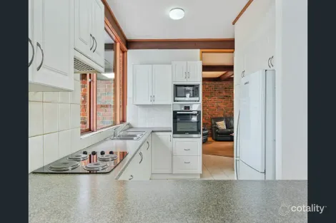 Property photo of 5 Lealt Place Ardross WA 6153