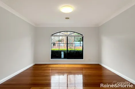 Property photo of 1 Sycamore Street Jerrabomberra NSW 2619