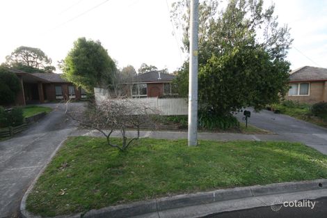 Property photo of 37 Hendra Grove Ringwood VIC 3134