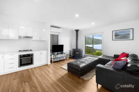Property photo of 17 Great Ocean Road Grey River VIC 3234