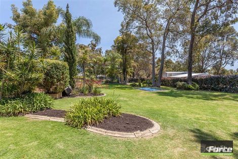 Property photo of 15 Agonis Place Wanneroo WA 6065