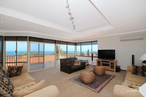 Property photo of 4 The Gap Ocean Reef WA 6027