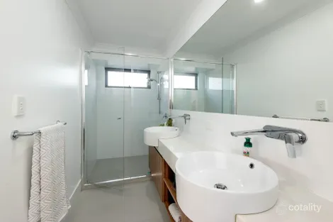 Property photo of 5C Plane Court Beldon WA 6027