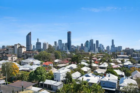 Property photo of 36 Anglesey Street Kangaroo Point QLD 4169