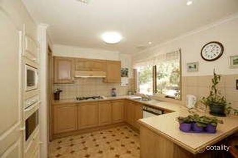 Property photo of 25 Werac Drive Ringwood North VIC 3134