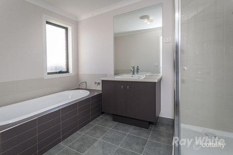 Property photo of 16 Natalie Close Rowville VIC 3178