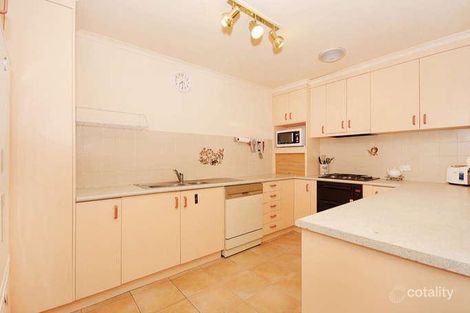 Property photo of 2 Dixon Place Jerrabomberra NSW 2619