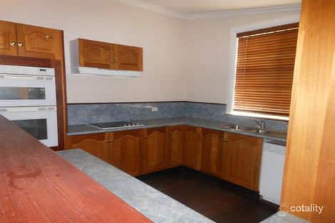 Property photo of 48 Thornhill Street Young NSW 2594