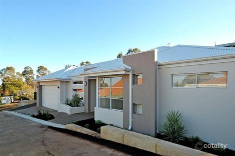 2/18 Scott St, Greenmount, WA 6056