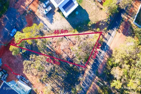 19 Opal Ct, Russell Island, QLD 4184