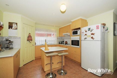 Property photo of 35 Glenaire Crescent Cranbourne West VIC 3977