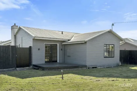 Property photo of 113 Queen Street Colac VIC 3250