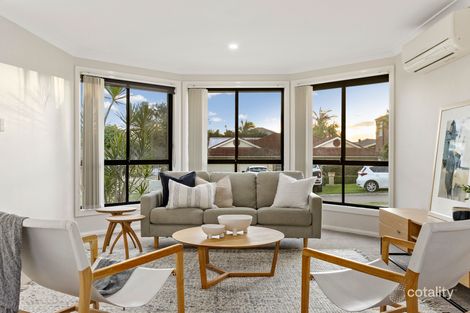 Property photo of 4 Hovea Place Redhead NSW 2290