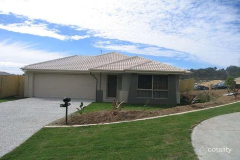 Property photo of 28 Aldgate Crescent Pacific Pines QLD 4211