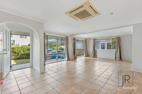 Property photo of 7 Cresta Court Broadbeach Waters QLD 4218