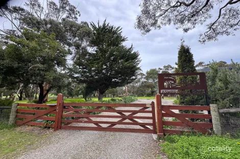 9 Fuller East Rd, Victor Harbor, SA 5211