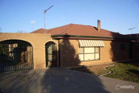 Property photo of 6 Dodwell Crescent Forest Hill NSW 2651