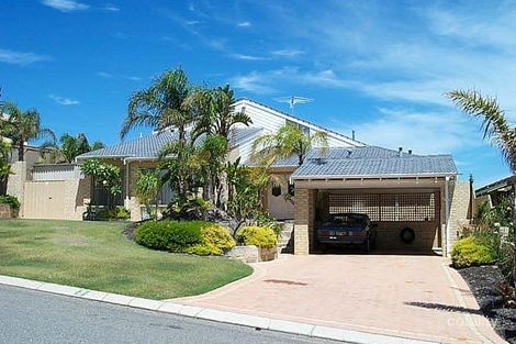 3 Moth Ct, Ocean Reef, WA 6027