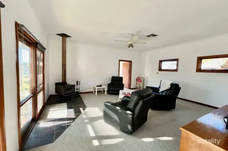 Property photo of 4 Haynes Street Bordertown SA 5268