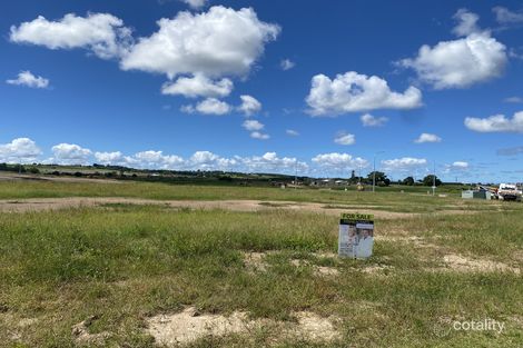 14 Cardamon Ave, Nikenbah, QLD 4655