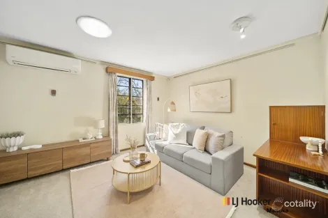 Property photo of 8 Wells Gardens Griffith ACT 2603