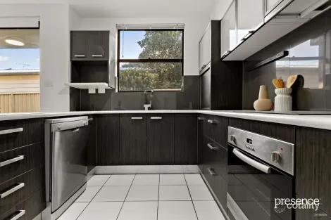 Property photo of 2/35 Merewether Street Merewether NSW 2291