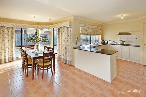 Property photo of 7 Palm Grove Boulevard Aspendale Gardens VIC 3195
