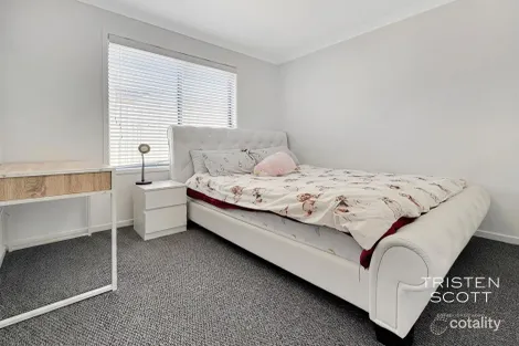 20 Flannery Cres, Andrews Farm, SA 5114