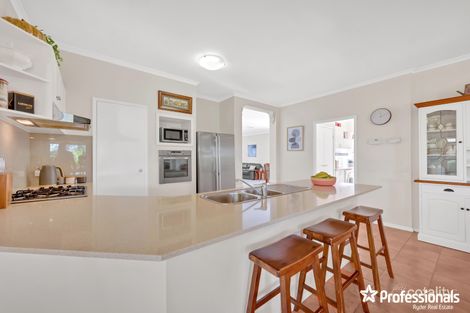 Property photo of 10 Brookfield Avenue Brookfield VIC 3338