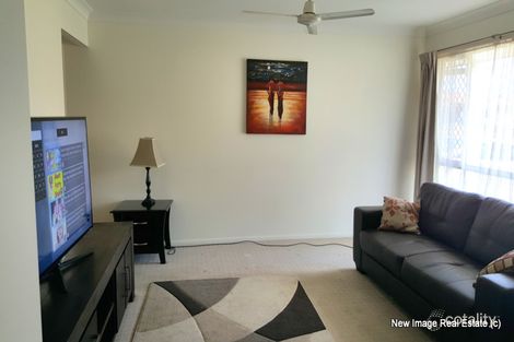 Property photo of 22 Lamberth Road East Heritage Park QLD 4118