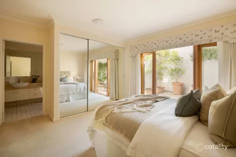 Property photo of 1/15 Old Jacaranda Way Subiaco WA 6008