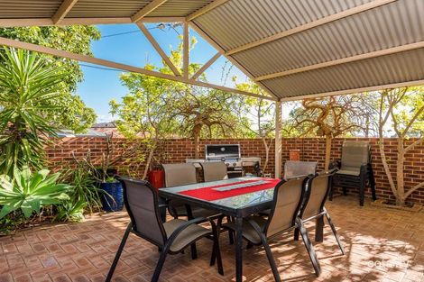 Property photo of 1/6 Bower Street Scarborough WA 6019