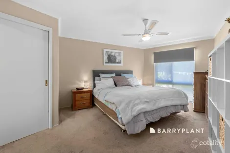 Property photo of 45 Summerlea Road Narre Warren VIC 3805
