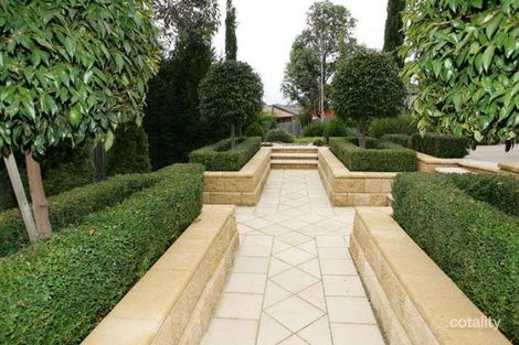 Property photo of 6 Cannes Court Greenvale VIC 3059
