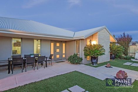47 Three Bears Loop, Secret Harbour, WA 6173