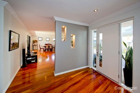 Property photo of 2C Phillips Place Karrinyup WA 6018