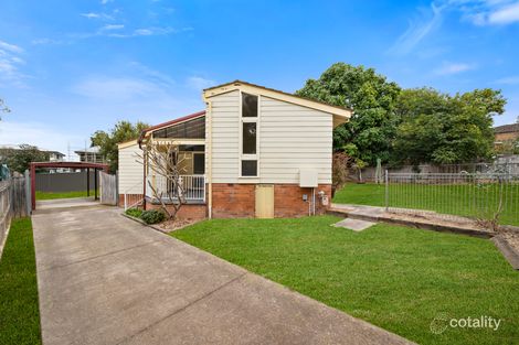 6 DOCHARTY ST, BRADBURY, NSW 2560