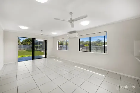Property photo of 9/129 Mystic Avenue Balgal Beach QLD 4816