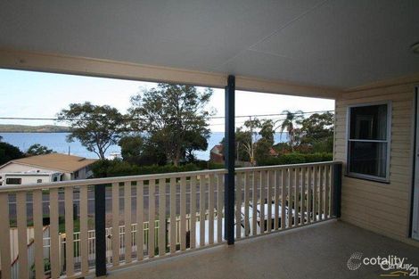 Property photo of 105 Skye Point Road Coal Point NSW 2283