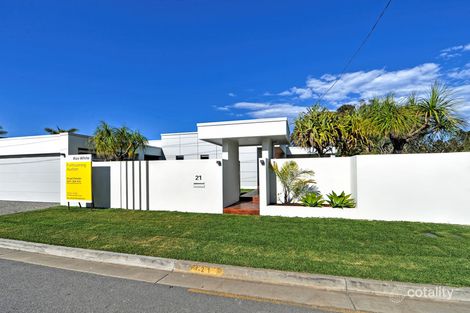 21 Kalimna Dr, Broadbeach Waters, QLD 4218