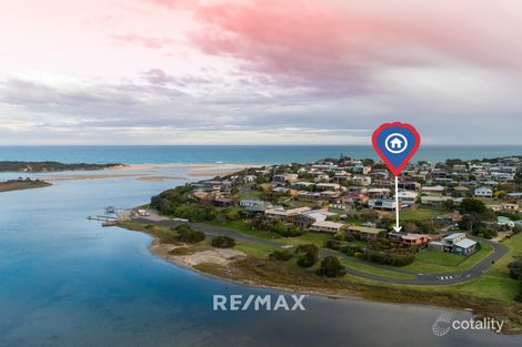 96 Lakeside Dr, Lake Tyers Beach, VIC 3909